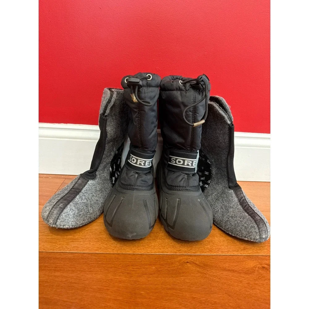 Sorel Snow Boots Kids Black‎ Waterproof Insulated NY1799-011 Size 4